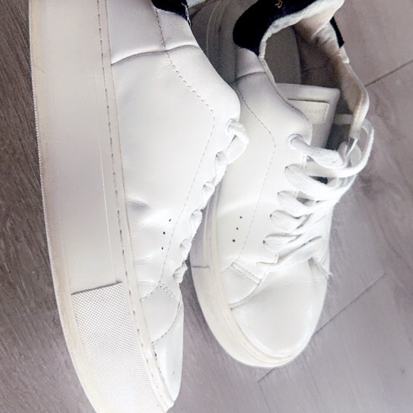Used Laney Sneaker by Kurt Geiger London 36 - Picture 2 of 5